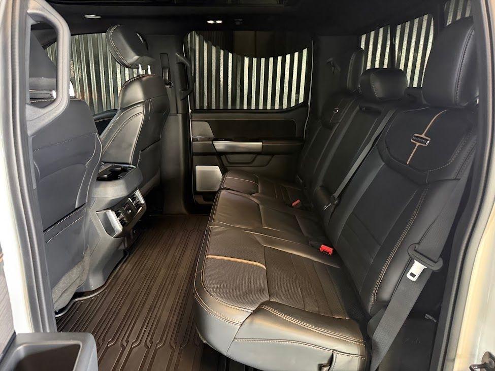 Ford F-350 SD King Ranch Crew Cab Long Bed 4WD 2024