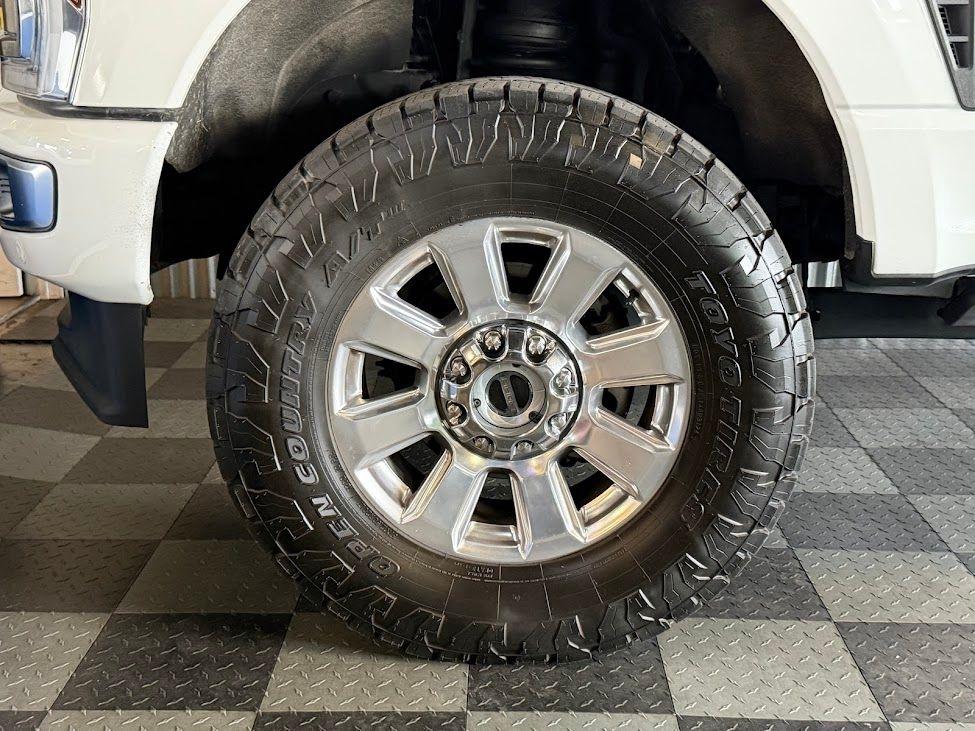 Ford F-350 SD King Ranch Crew Cab Long Bed 4WD 2024