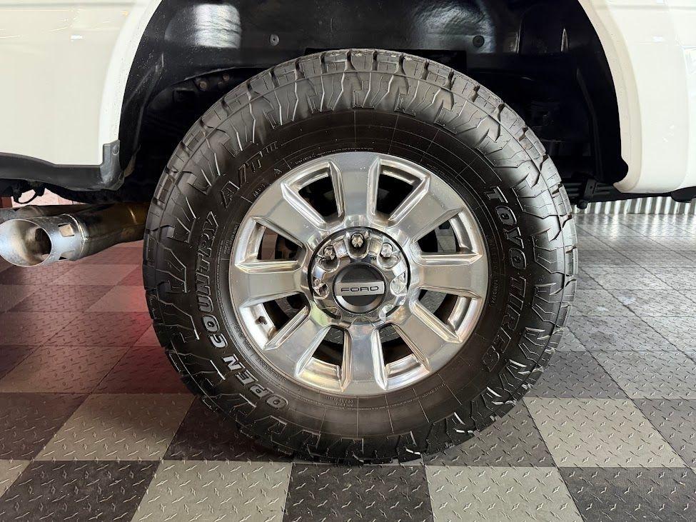 Ford F-350 SD King Ranch Crew Cab Long Bed 4WD 2024