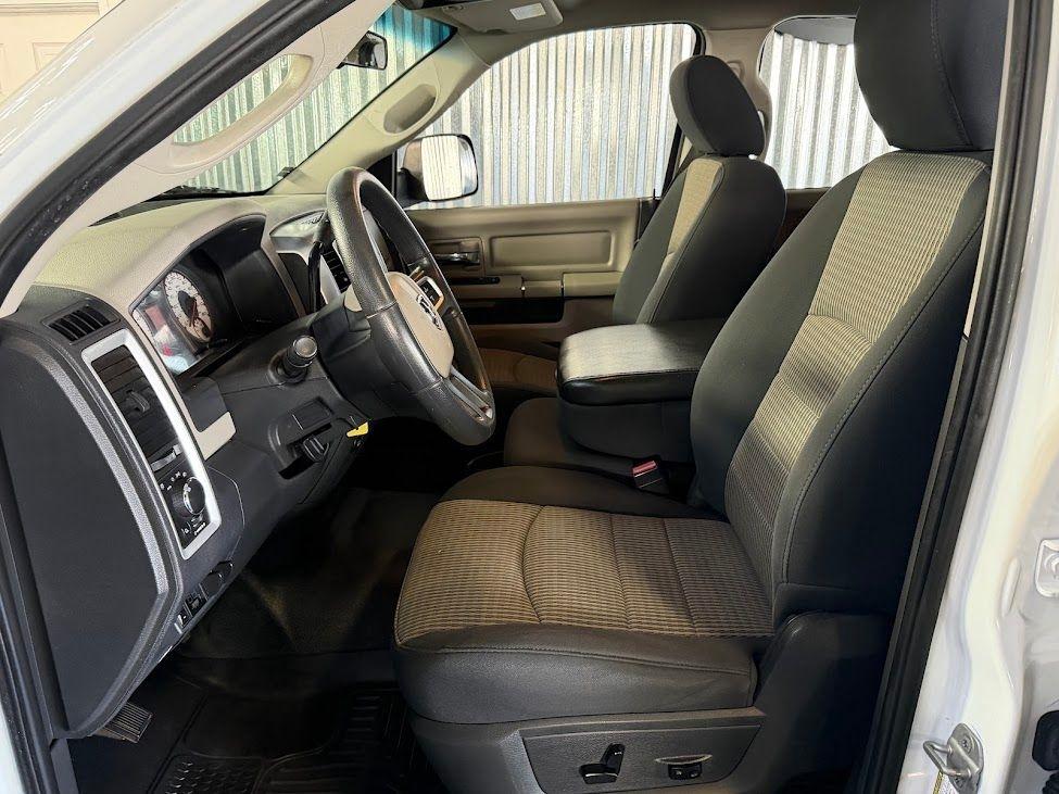 RAM 3500 SLT Crew Cab SWB 4WD 2011