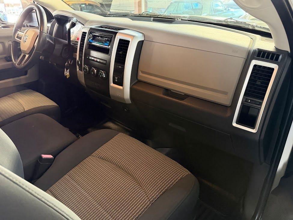 RAM 3500 SLT Crew Cab SWB 4WD 2011