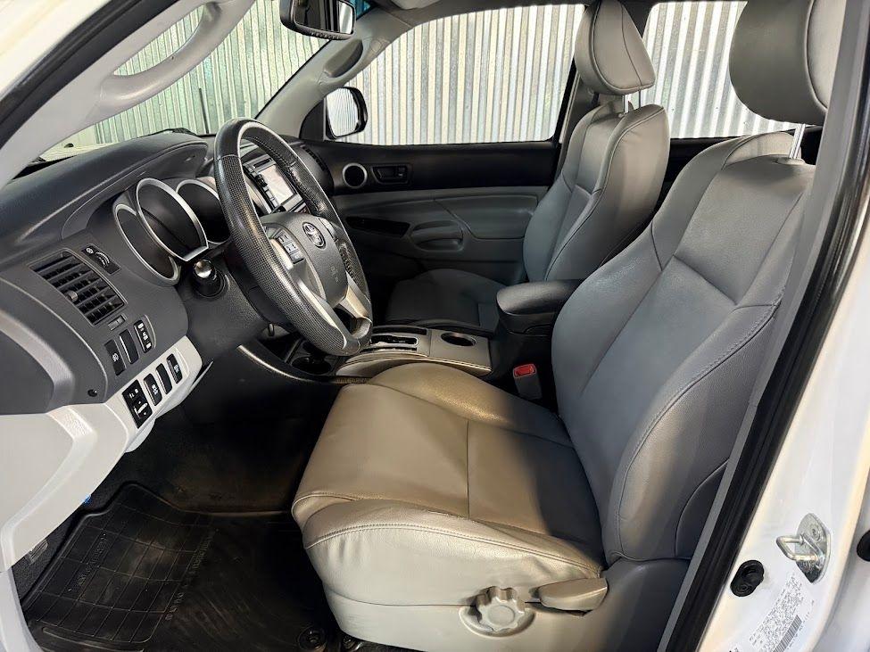 Toyota Tacoma Double Cab V6 4WD 2013
