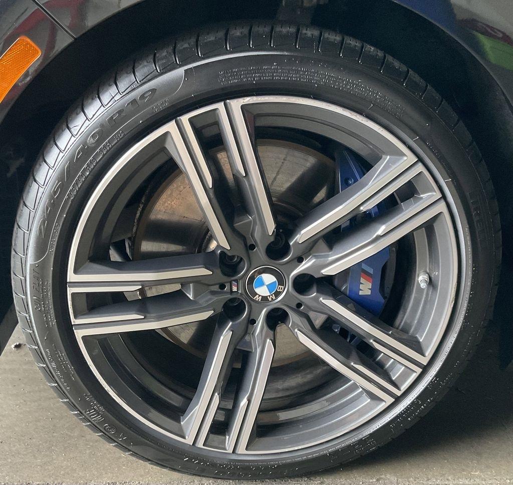 BMW 8-Series 840i xDrive Coupe 2025