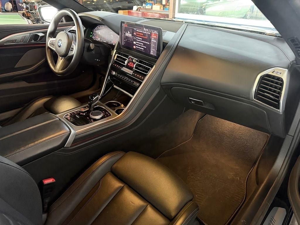 BMW 8-Series 840i xDrive Coupe 2025