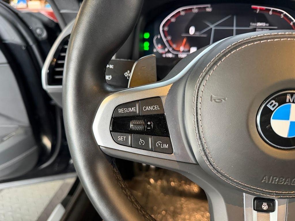 BMW 8-Series 840i xDrive Coupe 2025