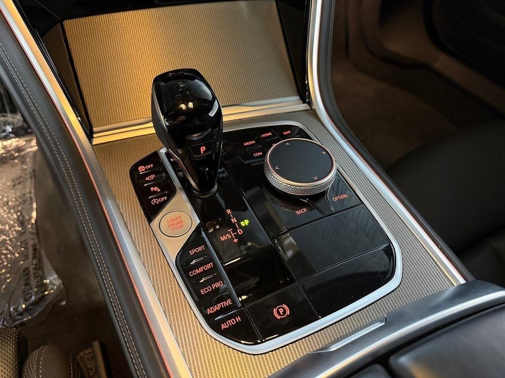 BMW 8-Series 840i xDrive Coupe 2025