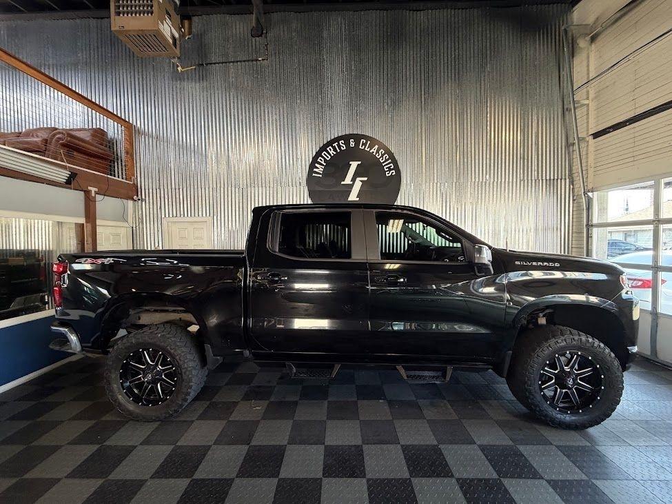 Chevrolet Silverado 1500 LT Crew Cab 4WD 2020