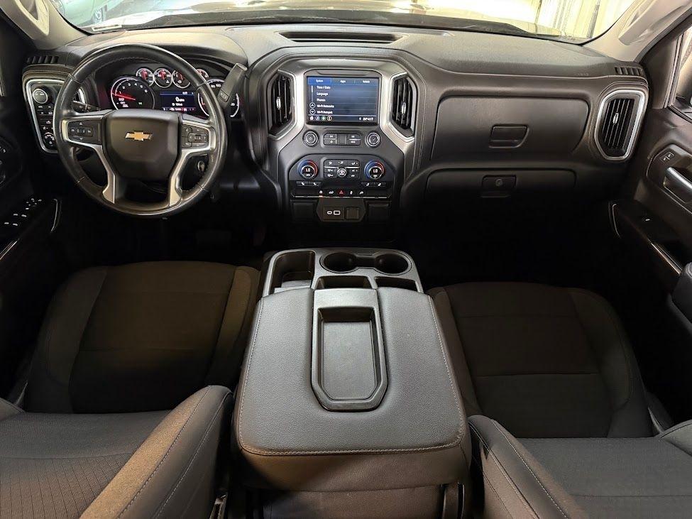 Chevrolet Silverado 1500 LT Crew Cab 4WD 2020