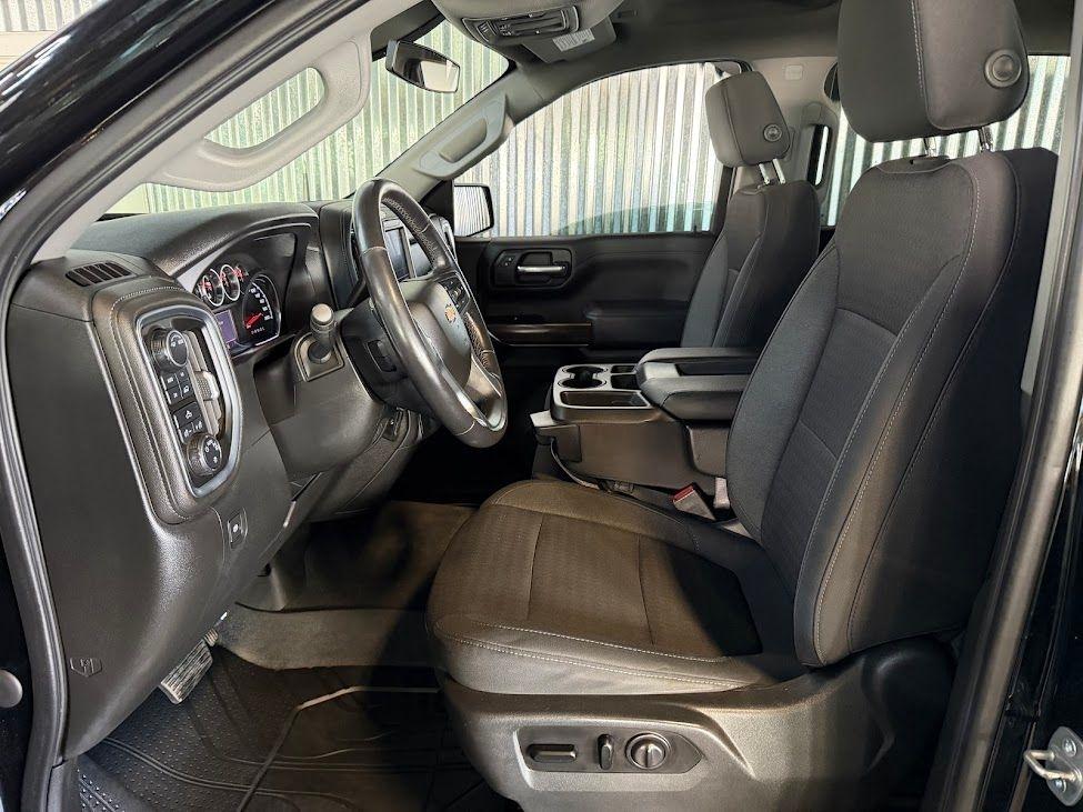 Chevrolet Silverado 1500 LT Crew Cab 4WD 2020