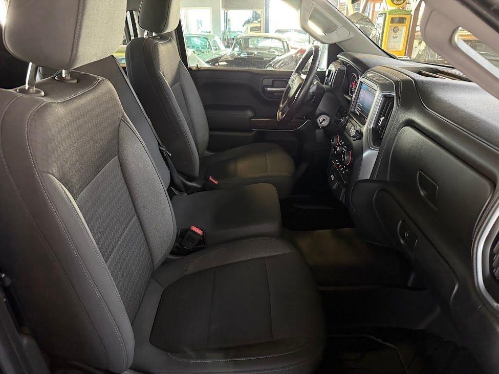 Chevrolet Silverado 1500 LT Crew Cab 4WD 2020