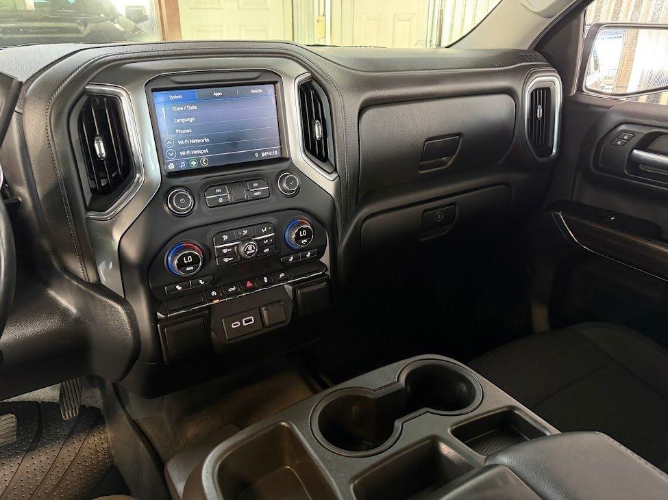 Chevrolet Silverado 1500 LT Crew Cab 4WD 2020