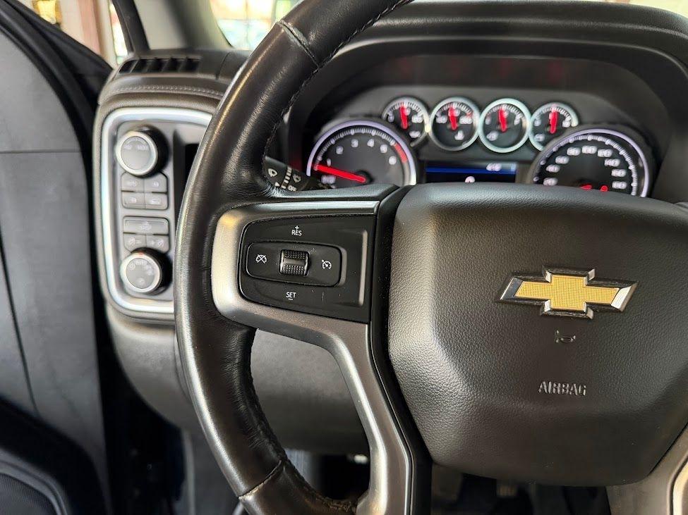 Chevrolet Silverado 1500 LT Crew Cab 4WD 2020