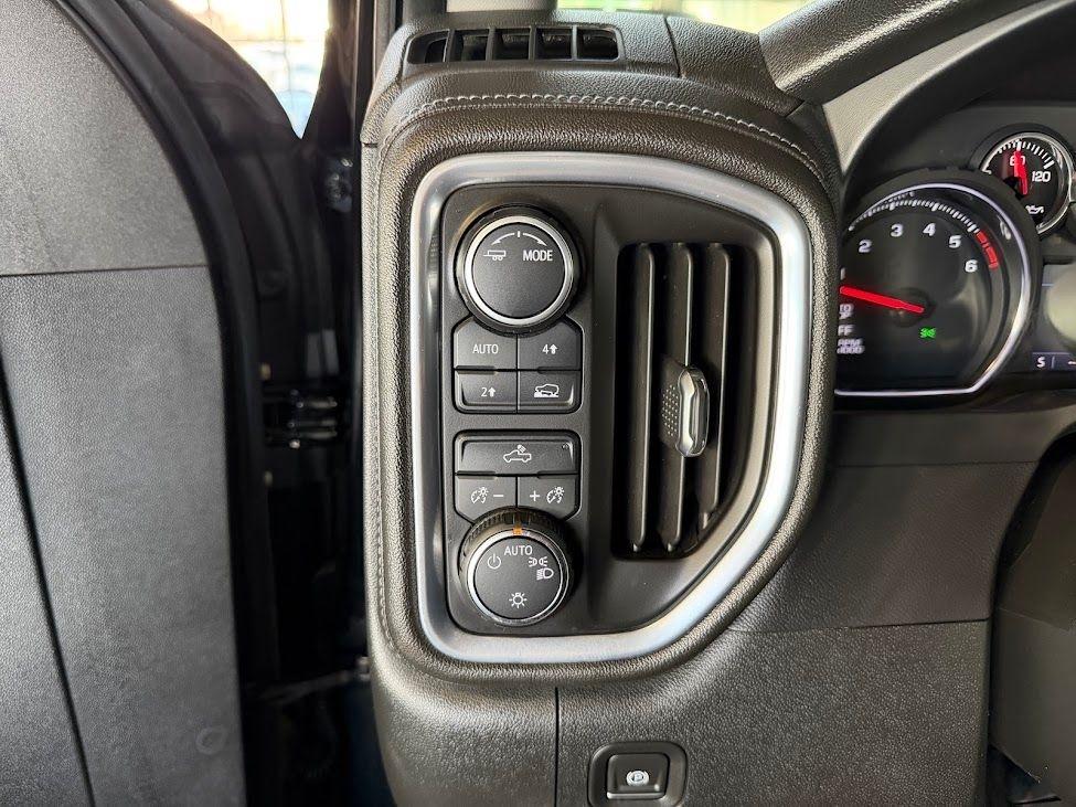 Chevrolet Silverado 1500 LT Crew Cab 4WD 2020