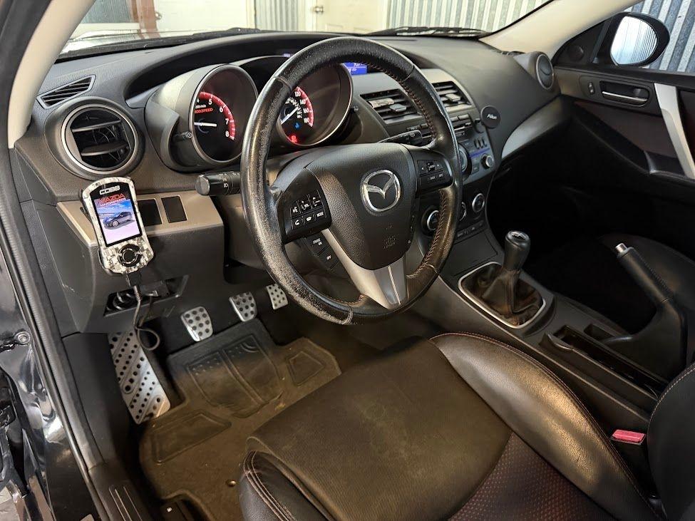 Mazda MAZDA3 s Touring 5-Door 2012