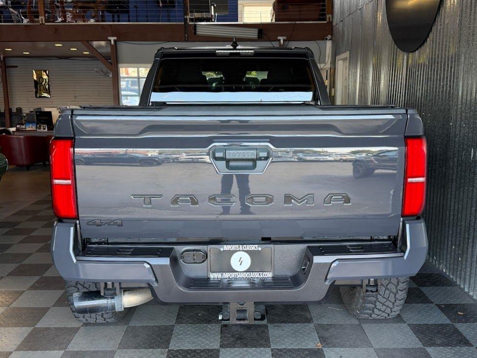 Toyota Tacoma TRD Sport Double Cab 4WD 2024