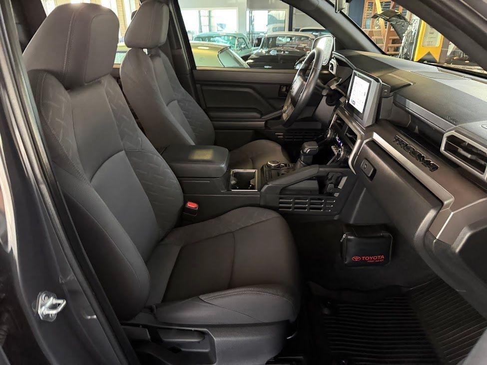 Toyota Tacoma TRD Sport Double Cab 4WD 2024
