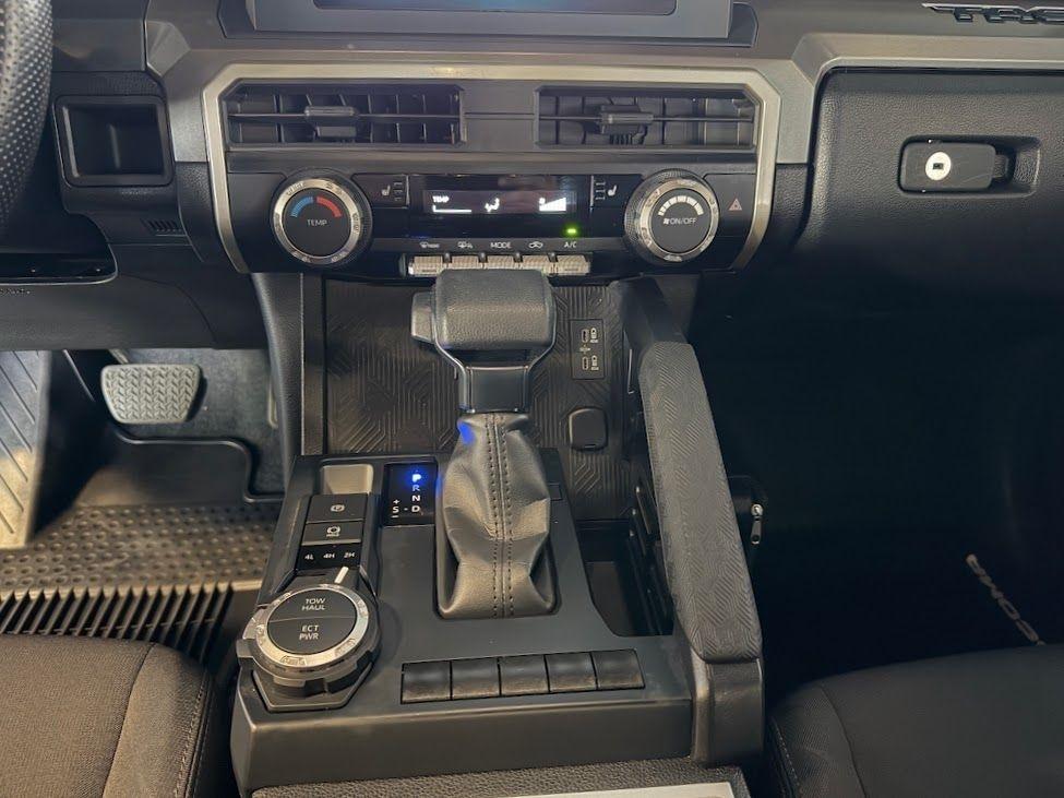 Toyota Tacoma TRD Sport Double Cab 4WD 2024