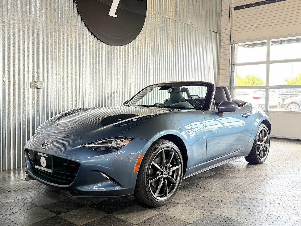 Mazda MX-5 Miata Grand Touring 6AT 2016