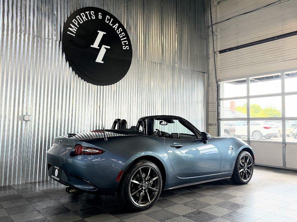 Mazda MX-5 Miata Grand Touring 6AT 2016