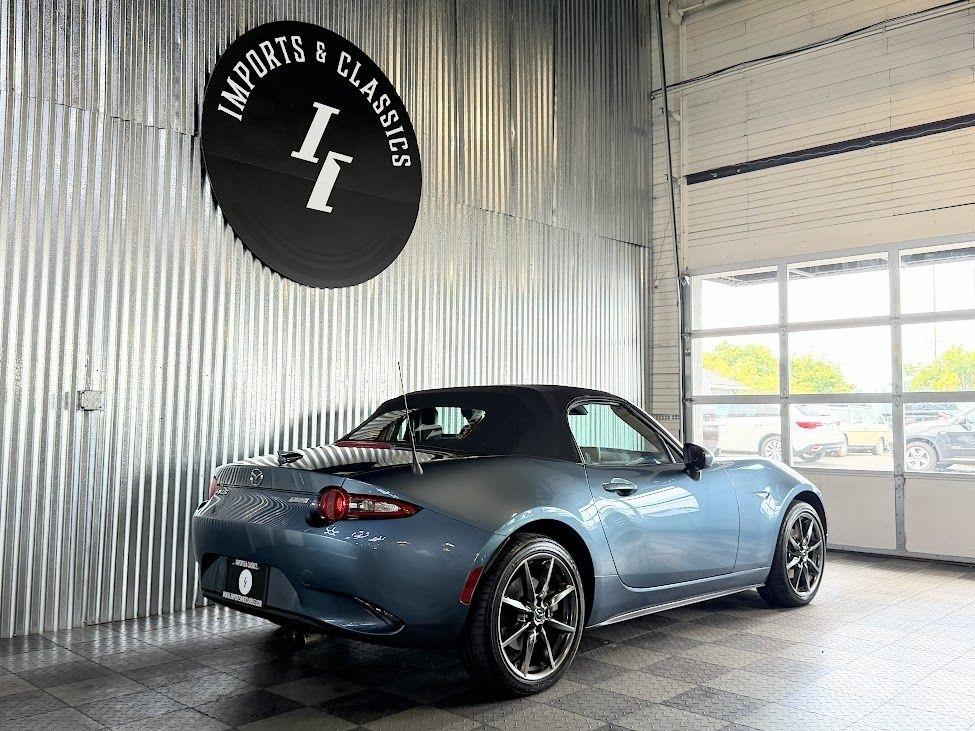 Mazda MX-5 Miata Grand Touring 6AT 2016
