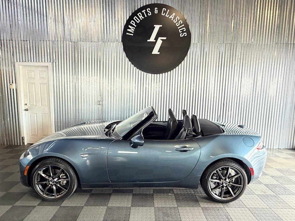 Mazda MX-5 Miata Grand Touring 6AT 2016
