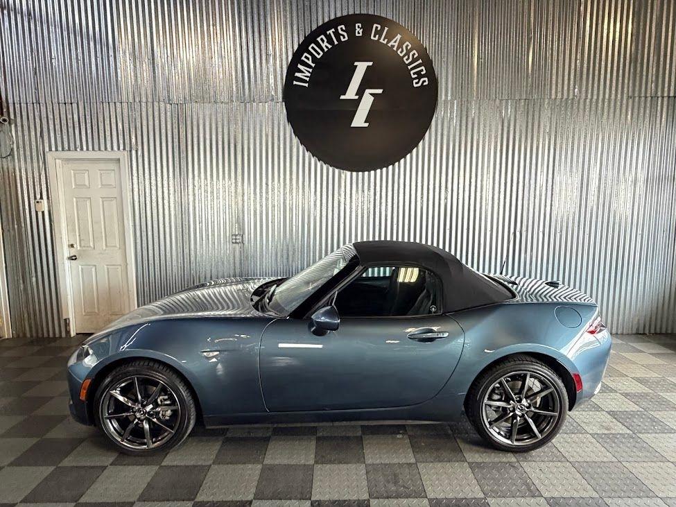 Mazda MX-5 Miata Grand Touring 6AT 2016