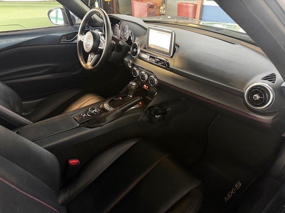 Mazda MX-5 Miata Grand Touring 6AT 2016