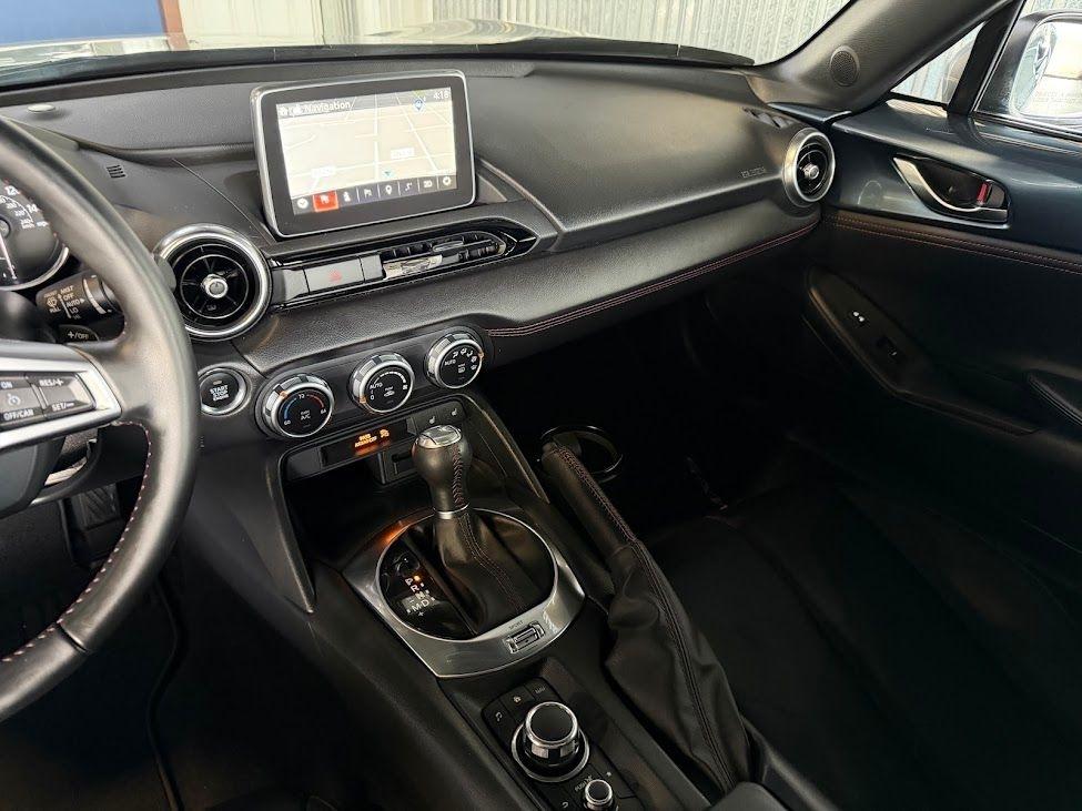 Mazda MX-5 Miata Grand Touring 6AT 2016