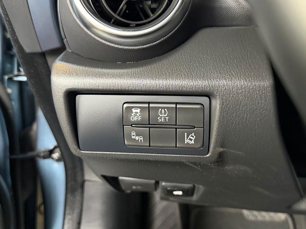 Mazda MX-5 Miata Grand Touring 6AT 2016