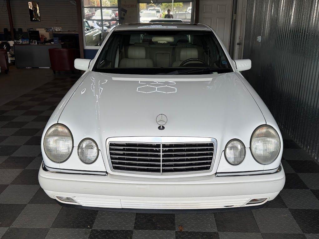 Mercedes-Benz E-Class E300D 1996
