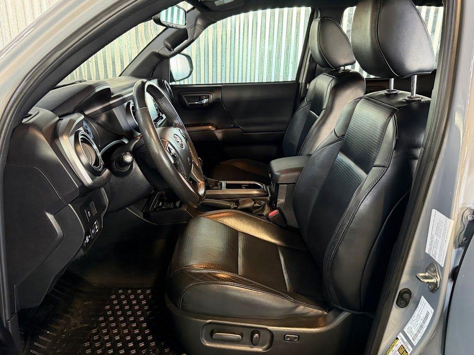 Toyota Tacoma SR5 Double Cab Super Long Bed V6 6AT 4WD 2020