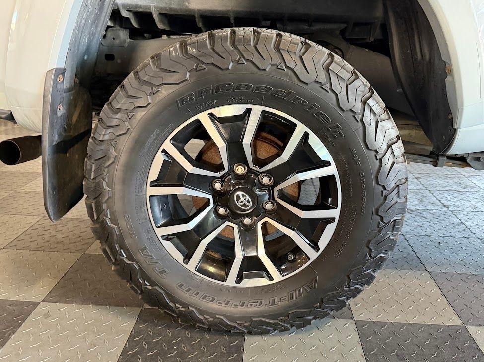Toyota Tacoma SR5 Double Cab Super Long Bed V6 6AT 4WD 2020