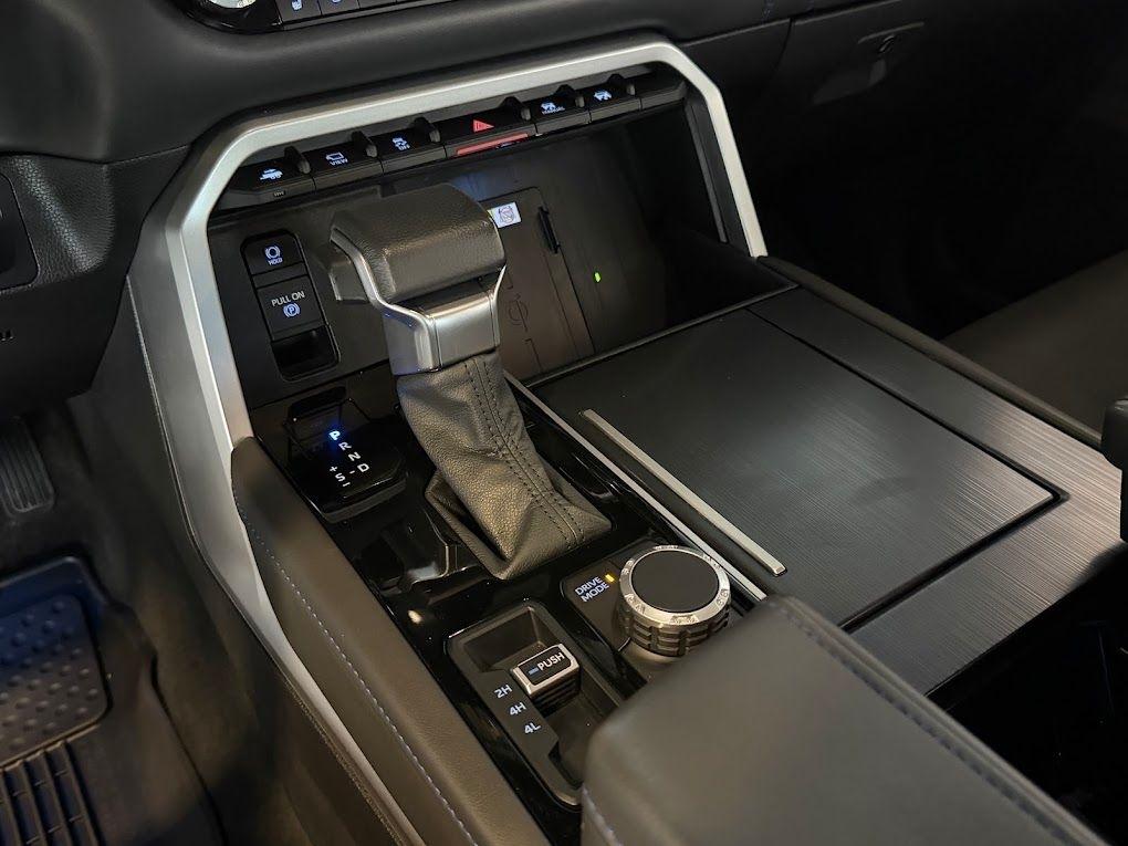 Toyota Sequoia TRD Pro 4WD 2024