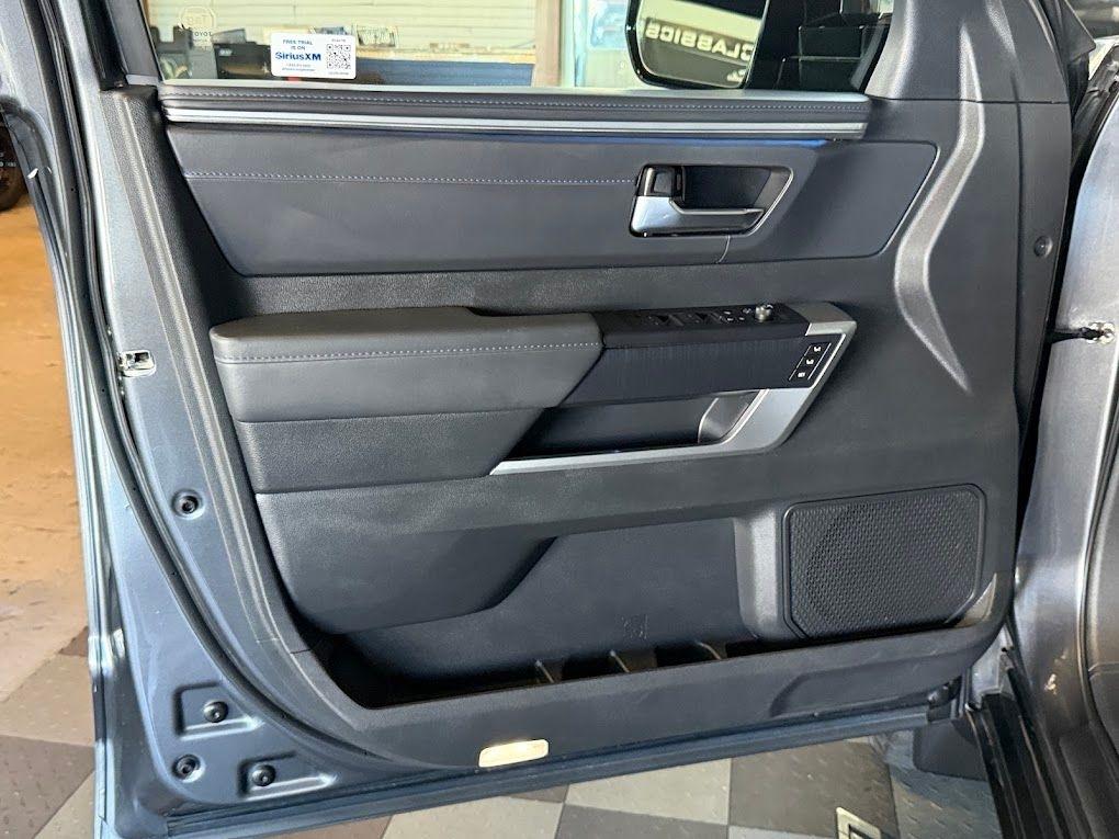Toyota Sequoia TRD Pro 4WD 2024