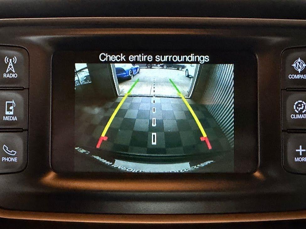 Jeep Grand Cherokee Laredo 4WD 2016