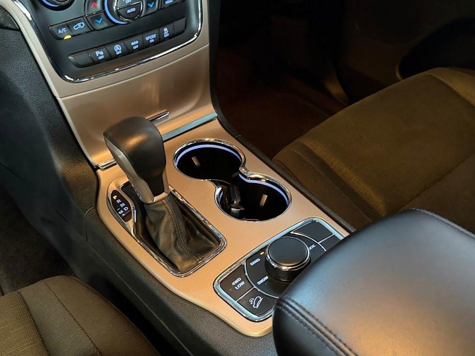 Jeep Grand Cherokee Laredo 4WD 2016