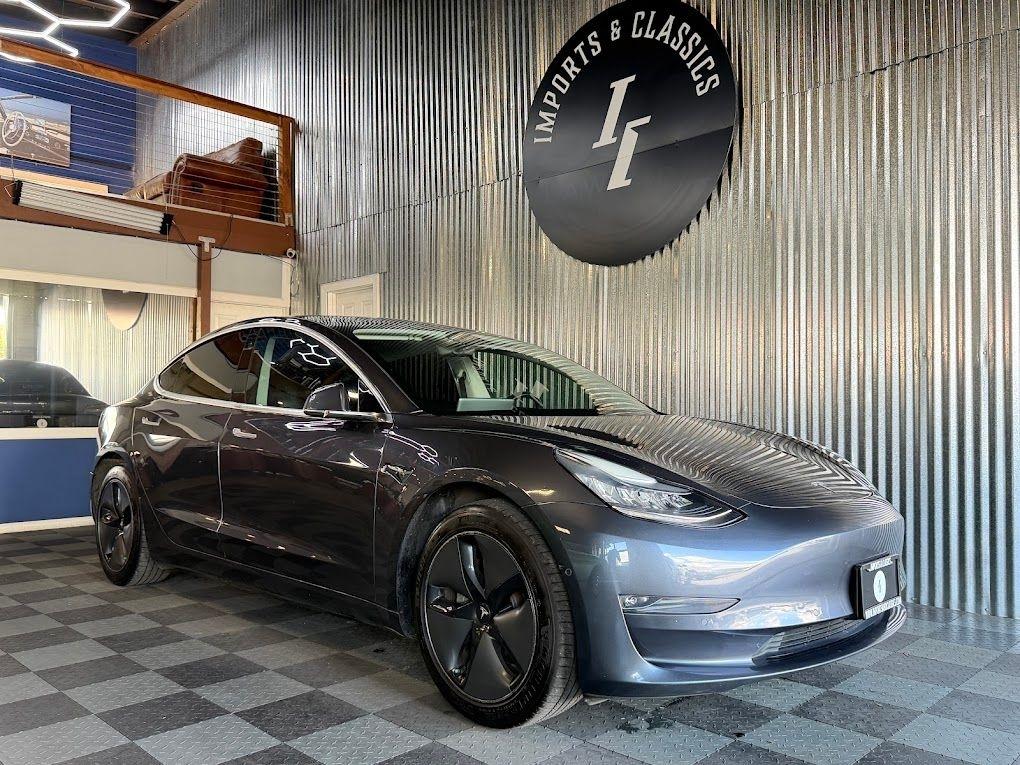 Tesla Model 3 Mid Range 2019