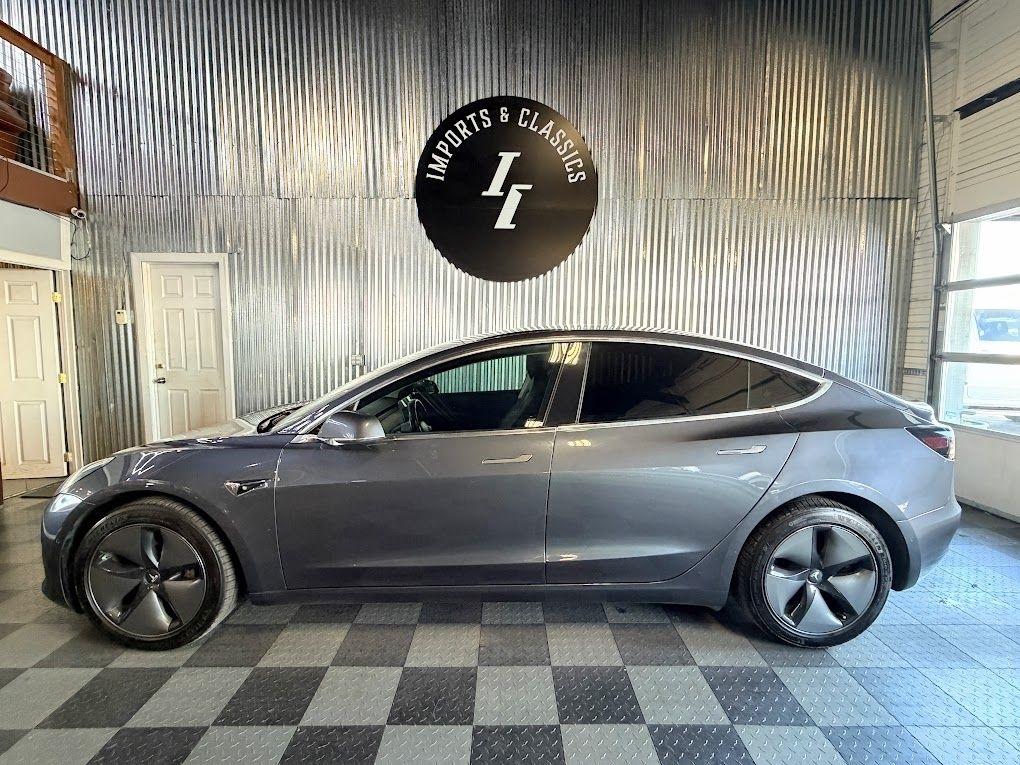 Tesla Model 3 Mid Range 2019