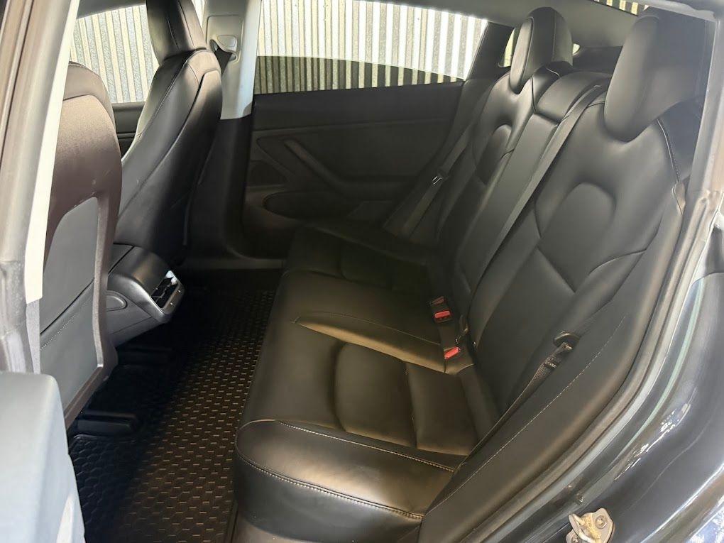 Tesla Model 3 Mid Range 2019