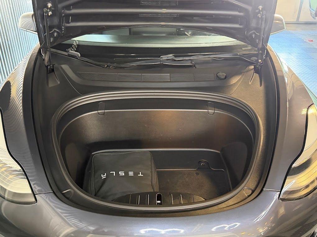 Tesla Model 3 Mid Range 2019