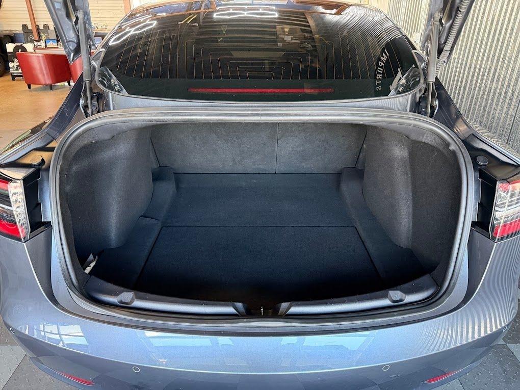 Tesla Model 3 Mid Range 2019