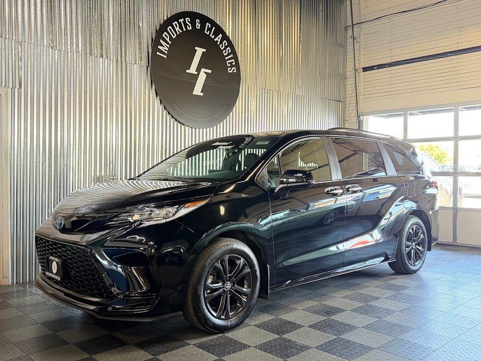 2025 Toyota Sienna Unknown