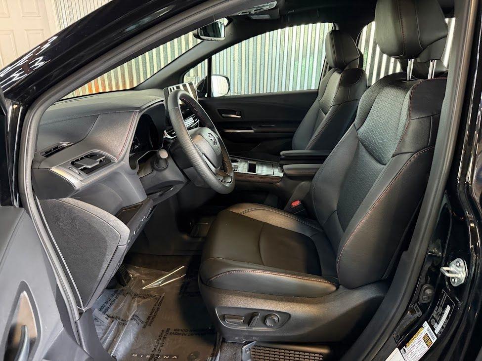 Toyota Sienna Unknown 2025
