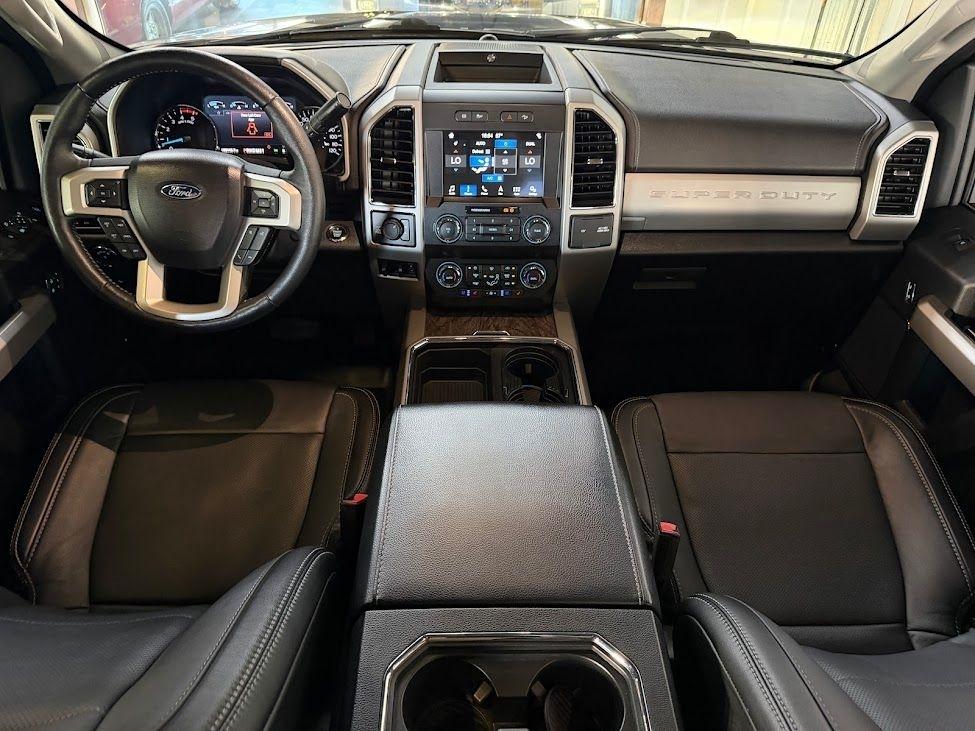 Ford F-350 SD Lariat Crew Cab 4WD 2019