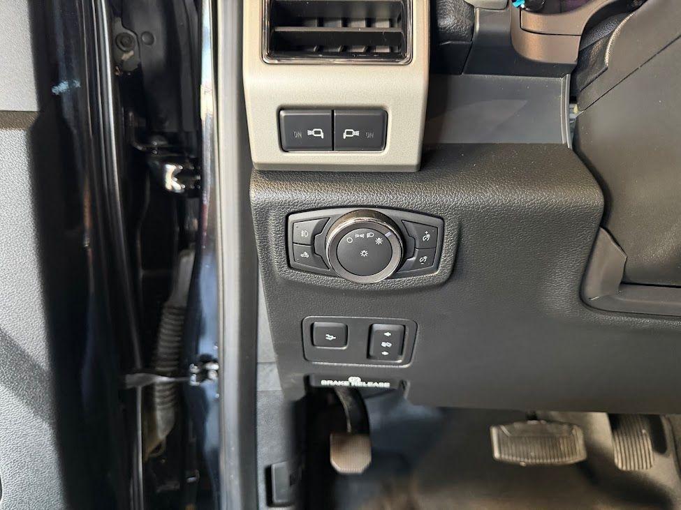 Ford F-350 SD Lariat Crew Cab 4WD 2019