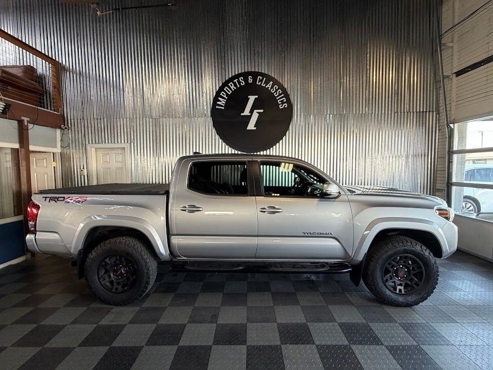 Toyota Tacoma SR5 Double Cab Long Bed V6 6AT 4WD 2017