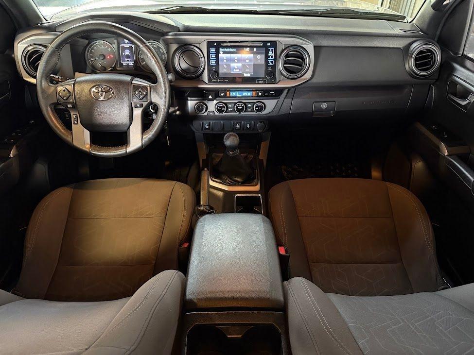 Toyota Tacoma SR5 Double Cab Long Bed V6 6AT 4WD 2017