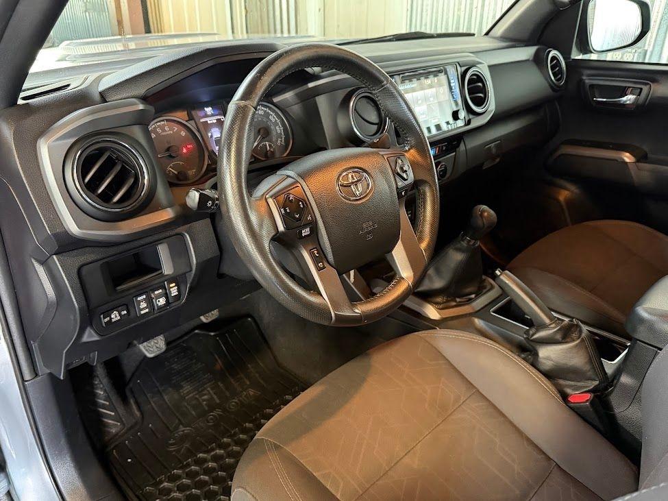 Toyota Tacoma SR5 Double Cab Long Bed V6 6AT 4WD 2017