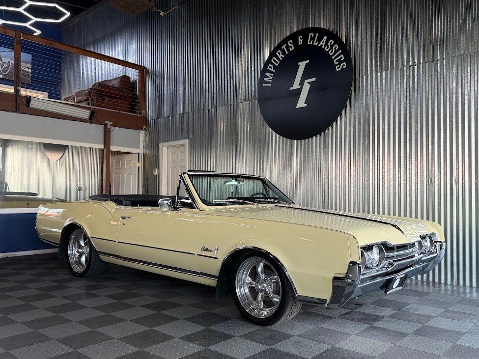 Oldsmobile Cutlass Convertible 1967