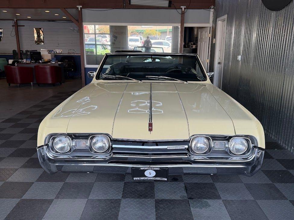 Oldsmobile Cutlass Convertible 1967